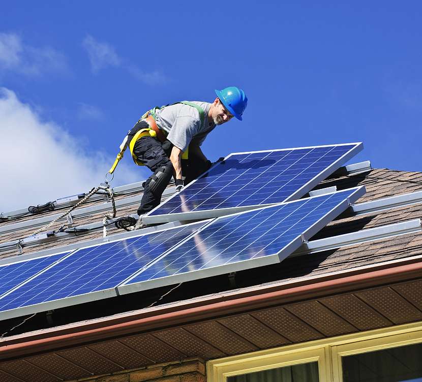 Fotovoltaika je vhodná volba, pokud chcete snížit náklady za energie (Zdroj: Krel Central a.s.)