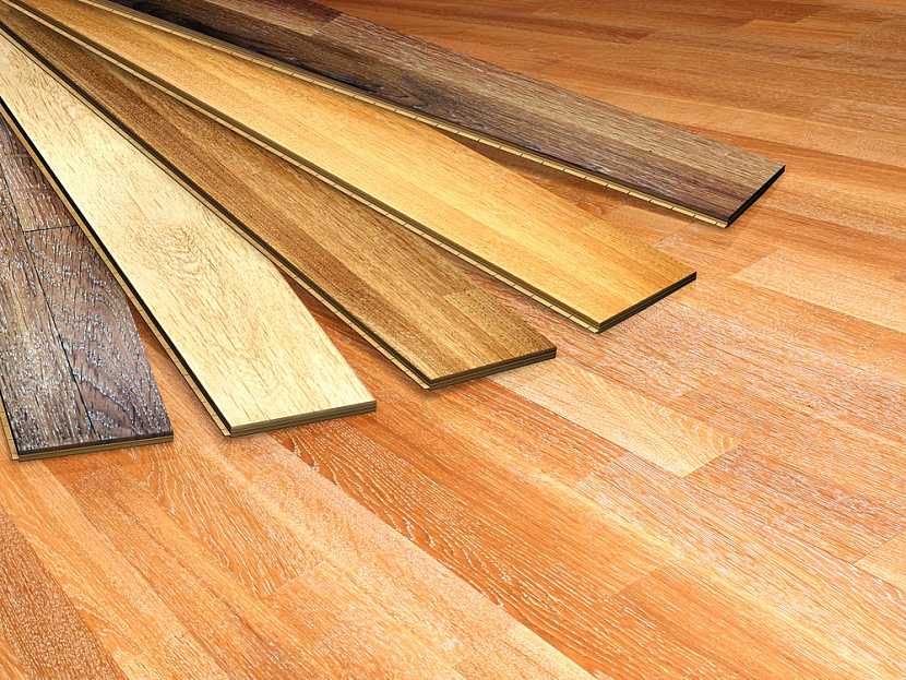Laminátové podlahy vznikají lepením jednotlivých vrstev, které jsou impregnované a lepené pryskyřicemi a jinými pojidly s příměsí dalších chemických látek. Zahříváním podlahovým vytápěním se do okolí mohou uvolňovat zdraví škodlivé látky.