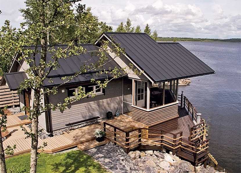 Ocelová střecha je vhodná pro lehké konstrukce dřevostaveb
