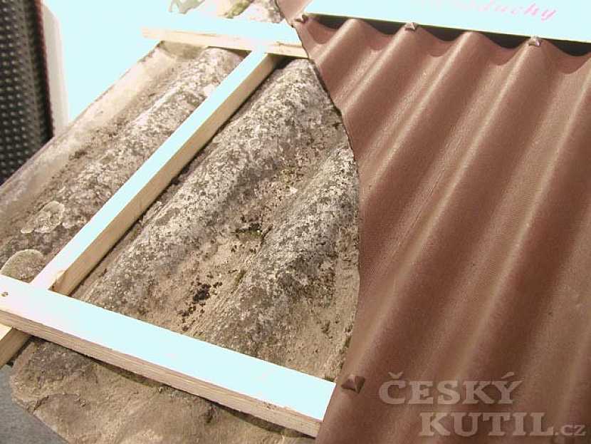 Střechy a střešní krytiny – 2. díl: vlnité bitumenové desky