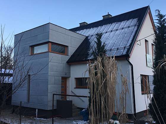Kvalitní konstrukce střechy unese i bohatou sněhovou nadílku (Zdroj: SATJAM, s. r. o.)