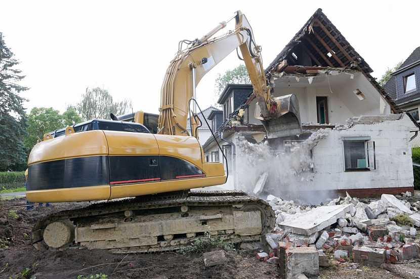 Je na posouzení statika, zda určí dům k demolici