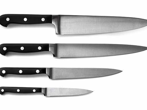 Kuchyňský nůž - nezbytný a nenahraditelný pomocník (Zdroj: Depositphotos)