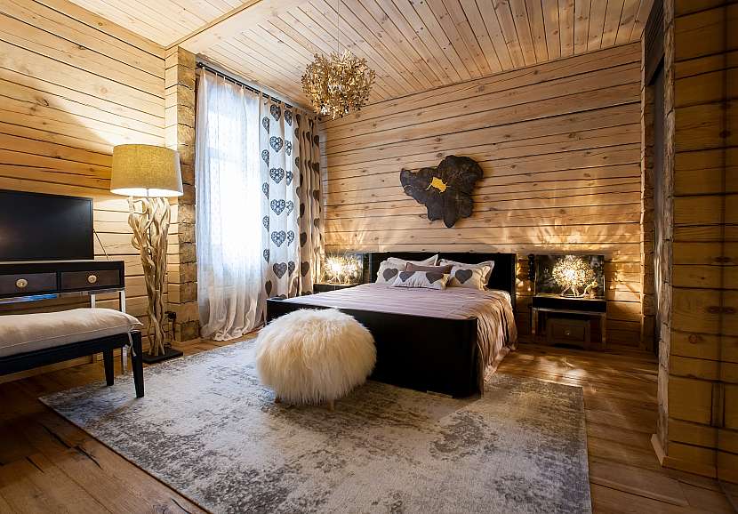 Přírodní dřevo využijete jak v interiéru, tak v exteriéru (Zdroj: ASKO a.s.)