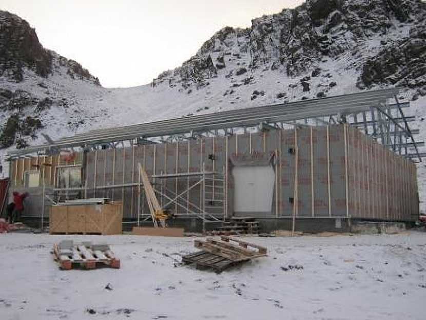 Systém šikmých střech Lindab Roof v Grónsku